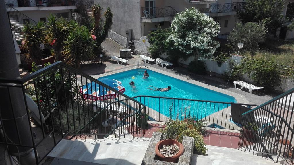 Star Apartment Kallithea  Exterior foto